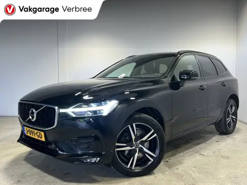 Volvo XC60 2.0 T5 AWD R-Design | Navigatie/Android/Apple Carplay | LM Velgen 19" | Voorstoelen Verwa