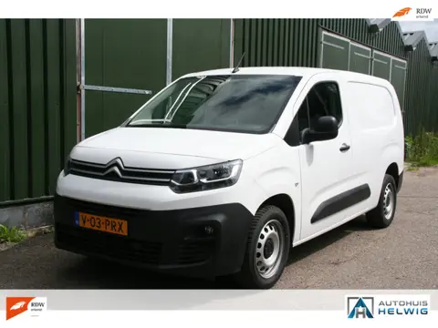 Citroen BERLINGO 1.2 PureTech Club XL BENZINE, AIRCO, NAVIGATIE, CRUISE CONTROLE