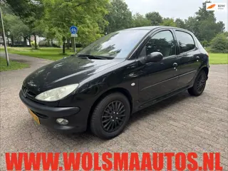 Peugeot 206 1.4-16V Gentry