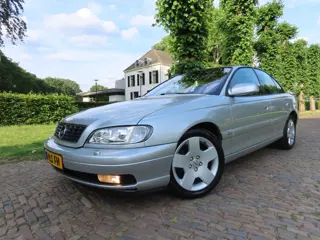 Opel Omega 3.2i V6 Executive 218 PK !!! ***NL Auto***Youngtimer***Automaat***Leer Ecc Cruisecontrol 