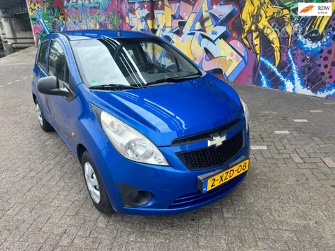 Chevrolet Spark 1.0 16V L zeer goed rijdende auto met stuurbekrachtiging elektrische ramen centrale 