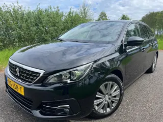 Peugeot 308 SW 1.2 | Automaat | Clima | Cruise | Panodak | Trekhaak
