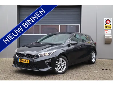 Kia Ceed 1.6 CRDi DynamicLine, Camera, Cruise, Navi