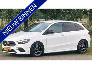 Mercedes-Benz B-Klasse 200 BUSINESS SOLUTION AMG 29.000KM!! NAVIGATIE PREMIUM, APPLE CARPLAY, STOELV
