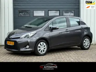 Toyota Yaris 1.5 Full Hybrid Aspiration 2e EIG/NAVI/CRUISE