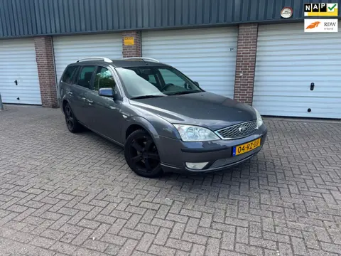Ford Mondeo Wagon 2.0-16V Platinum Airco