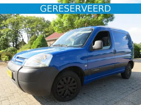 Citroen Berlingo 1.4i Benzine met Trekhaak & Diverse Opties !