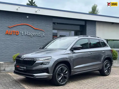 Skoda Karoq 1.5 TSI 150PK Sportline pano trekh 1EIG