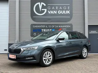 Skoda Octavia Combi 1.5 TSI 150PK Clima,Cruise,Isofix,Carplay,ElektrRamen+Spiegels,Camera,Pdc,Led,Lm