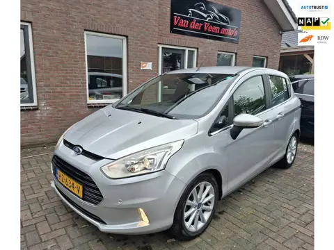 Ford B-Max 1.0 EcoBoost Titanium. Nieuwe distributieriem + groot onderhoud gehad. O.a. camera, navi,