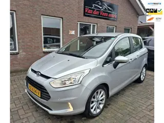 Ford B-Max 1.0 EcoBoost Titanium. Nieuwe distributieriem + groot onderhoud gehad. O.a. camera, navi,