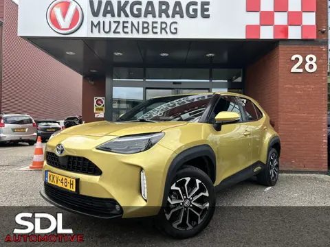 Toyota Yaris Cross 1.5 Hybrid First Edition // ADAPT. CRUISE // LED // KEYLESS // CAMERA // NAVI+CAR
