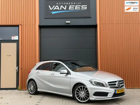Mercedes-Benz A-klasse 180 Prestige AMG|Pano|Harman Kardon|Achteruitrijcamera|Stoelverwarming|Navi|F