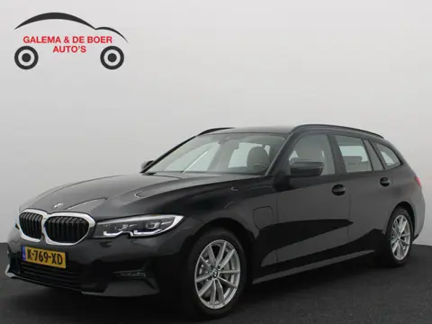 BMW 3-serie Touring 330e Business Edition Plus SPORTSTOELEN / FULL LED / SOH 89% / CARPLAY / DAB+ / 