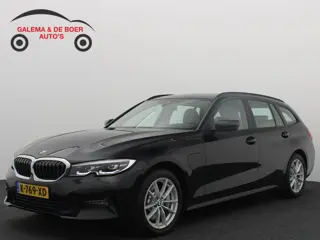 BMW 3-serie Touring 330e Business Edition Plus SPORTSTOELEN / FULL LED / SOH 89% / CARPLAY / DAB+ / 
