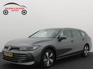Volkswagen Passat Variant 1.5 eTSI Business NL-AUTO / TREKHAAK / FULL LED / SFEER / KEYLESS / CAMERA