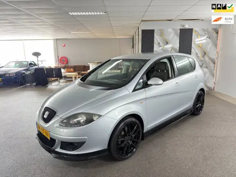 Seat Altea 1.6 Stylance Apk Nieuw,Clima,Cruise,N.A.P,Lm velgen,Radio-Cd speler,2 sleutels+Boekjes!!