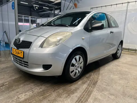 Toyota Yaris 1.0 12V Vvt-i 3DR 2006 AIRCO/ APK