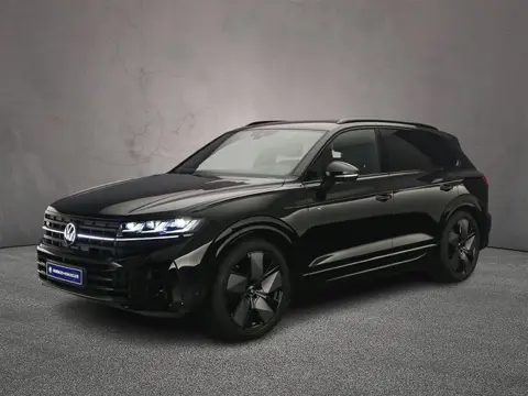 Volkswagen Touareg R 3.0 TSI eHybrid 462pk Tiptronic Trekhaak, DYN audio, Lederen bekleding, Luchtve