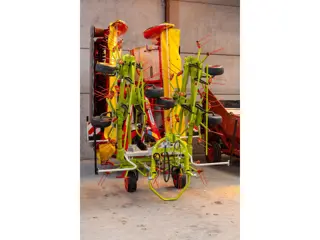 Claas Volto 900