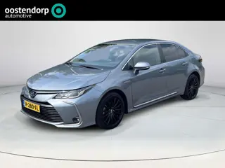Toyota Corolla 1.8 Hybrid First Edition | Trekhaak | Navigatie | Apple CarPlay/Android auto | Achter