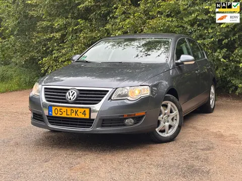 Volkswagen Passat 1.4 TSI Trendline BlueMotion | Cruise + Airco Nu € 3.950,- !!!