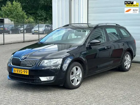 Skoda Octavia Combi 1.6 TDI 110 pk Greenline (2014) | 6-bak | Navigatie | Trekhaak