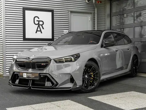 BMW 5 Serie Touring M5 | CARBON | AKRAPOVIC | EVENTURI