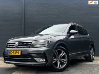 Volkswagen Tiguan 1.4 TSI | R-Line | Navigatie | Trekhaak | Stoelverwarming | Camera | Virtual Cockp