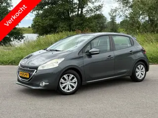 Peugeot 208 1.2 AUTOMAAT Distributie VV Trekhaak Navi Sensoren