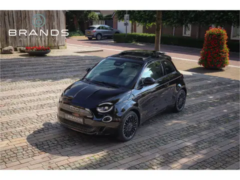 Fiat 500E La Prima 42 kWh 1e eig Full option Schuifdak Garantie