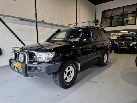 Toyota LandCruiser 100 4.2 VX Handbak DAKAR