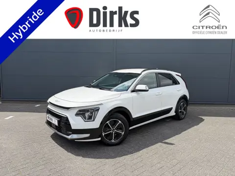 Kia Niro 1.6 GDi Hybrid Dynamic (Stoel-/-stuurverwarming - Camera - Keyless Entry - LED - Adaptieve 