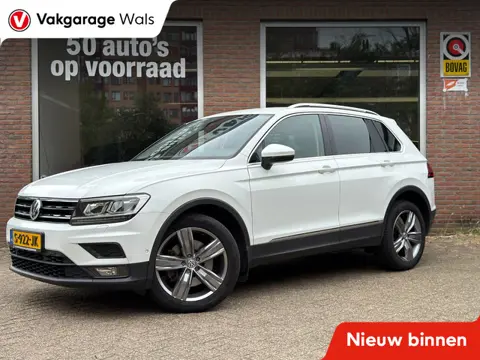 Volkswagen Tiguan 2.0 TSI 4Motion Highline Business R | BTW | Carplay Navi | Cruise | Trekhaak | Cam