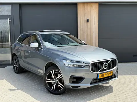 Volvo XC60 2.0 T8 Twin Engine AWD R-Design PANO|BTW|LEER|TREKHAAK|CAMERA|VOL