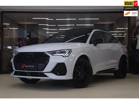 Audi Q3 Sportback 45 TFSI e S Edition 3X S-Line /PANO/CARPLAY/KEYLES/STOELV/BOMVOL