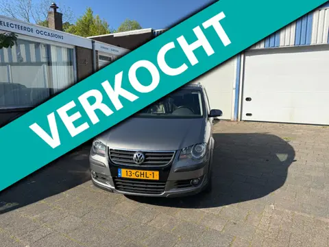 Volkswagen Touran 1.4 TSI Cross