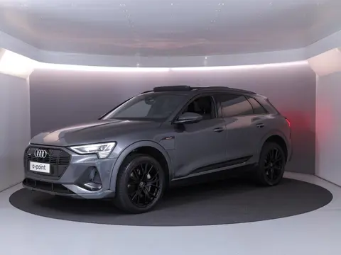 Audi e-tron 55 quattro S edition 95 kWh 408 pk | SOH 95,66% | Navigatie | Panoramadak | Parkeersenso