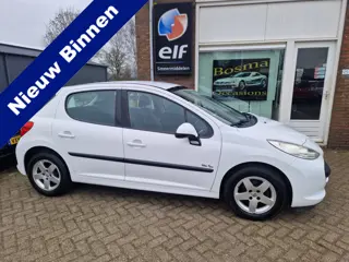 Peugeot 207 1.4i "Urban move " 5 Deurs - Airco - Apk 21-11-2026 !!!