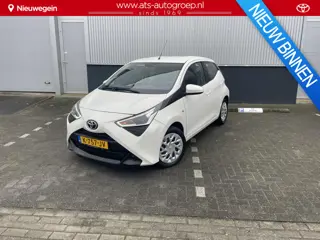Toyota Aygo 1.0 VVT-i x-play  Automaat