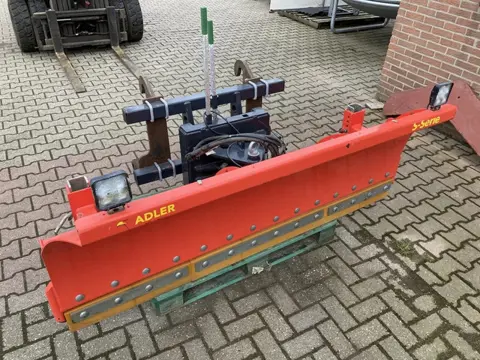 Adler Sneeuwschuif met Giant of JCB aanspan