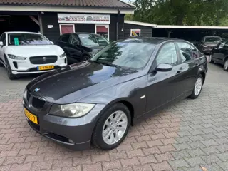 BMW 3-SERIE 320I EXECUTIVE 170PK - Leer Airco 