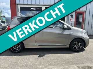 Kia Picanto 1.0 CVVT World Cup Ed. NIEUWE APK
