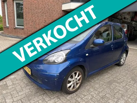 Toyota Aygo 1.0-12V + / bj.2008 / 1e eigenaar / 5 deurs / airco / APK 02/2027 / NAP met 237376 km./ 