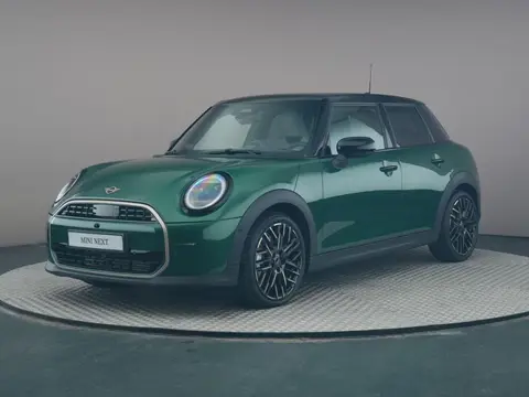 MINI 5-deurs 1.5 Cooper C Favoured L 360 Camera | Panoramadak | Harman Kardon | AR-navigatie | Head-