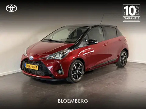 Toyota Yaris 1.5 Hybrid Bi-Tone | Panoramadak | Stoelverwarming |