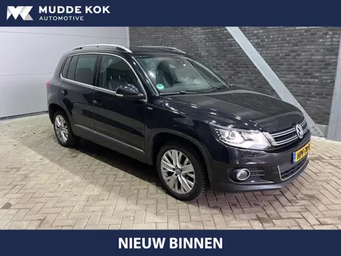 Volkswagen Tiguan 1.4 TSI R-Line Edition | Trekhaak | Stoelverwarming | Keyless | Navigatie