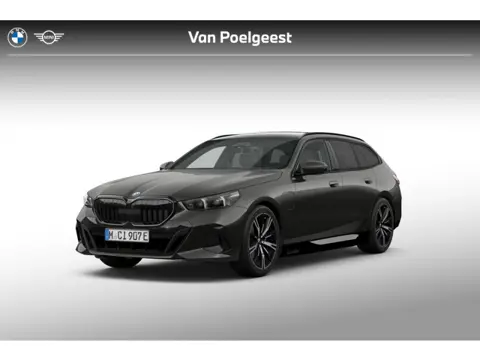 BMW 5 Serie Touring 530e M Sport Edition | M Sportpakket Pro | Innovation Pack | Travel Pack | Comfo