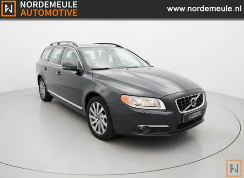 VOLVO V70 1.6 T4 LIM. EDITION. TREKHAAK, STOELVW, XENON.