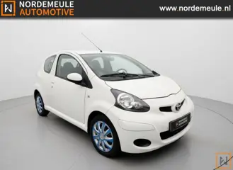 TOYOTA AYGO 1.0-12V COMFORT NAVI, AIRCO, CENTR VERGRENDELING. 